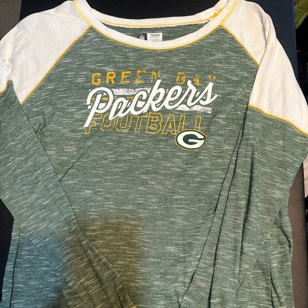 Like new Green Bay Packers long sleeve top